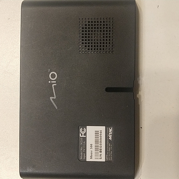 Mio GPS Unit - Picture 2 of 2